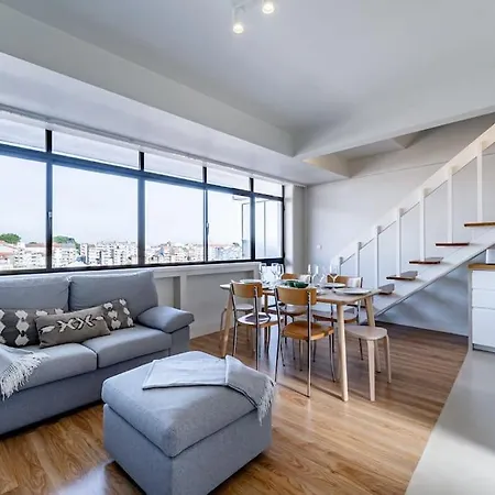 Downtown Private Rooftop Experience דירה