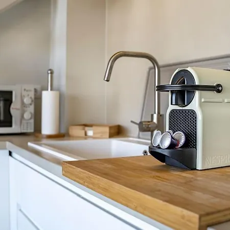 Downtown Private Rooftop Experience דירה